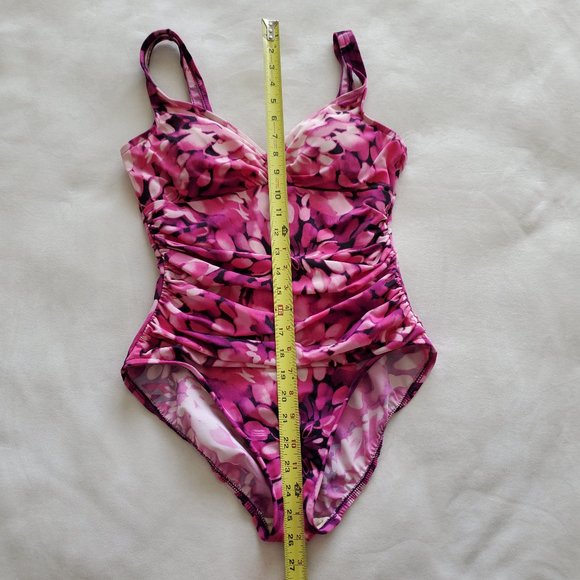 Miraclesuit One Piece Swimsuit Pink Floral Size 10 perfect condition Slimming - Picture 15 of 15
